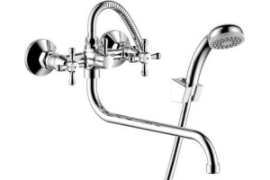 Смеситель для ванны Rossinka  хром (Y02-82)