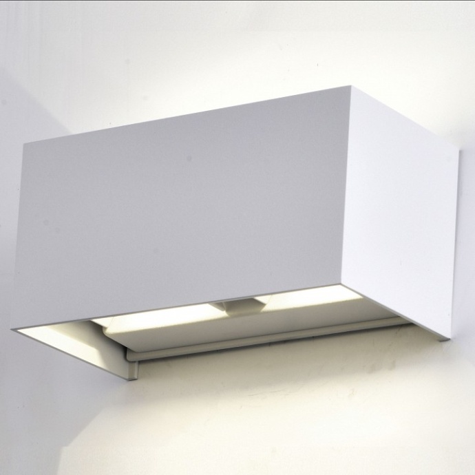 Уличный настенный светодиодный светильник Mantra Davos 7816 - 0