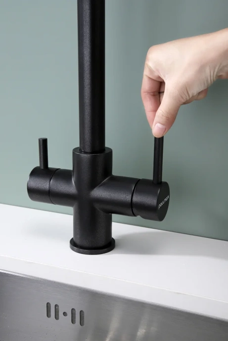 Смеситель для кухни Paulmark Lange черный матовый La214212-418 - 6