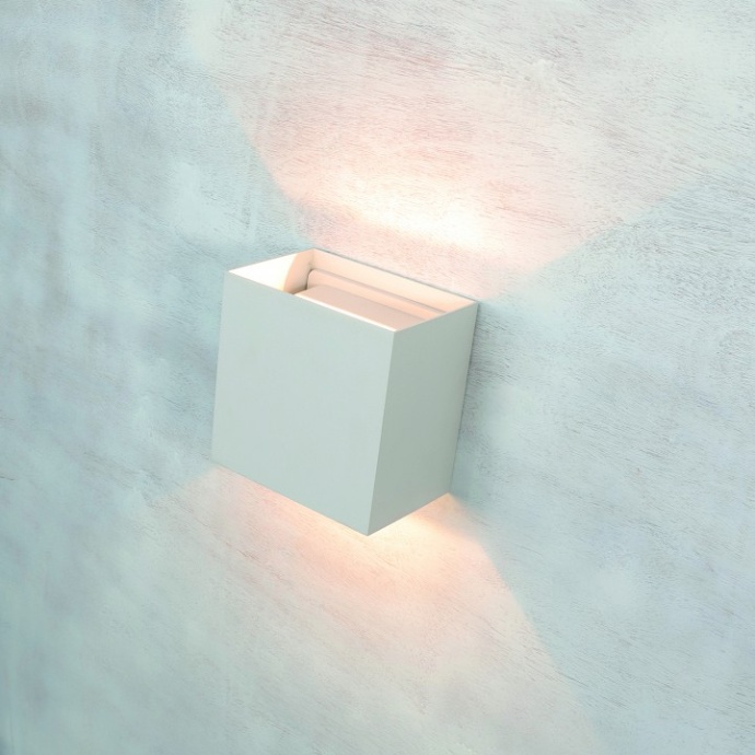 Уличный настенный светодиодный светильник Mantra Davos Xl 7652 - 1