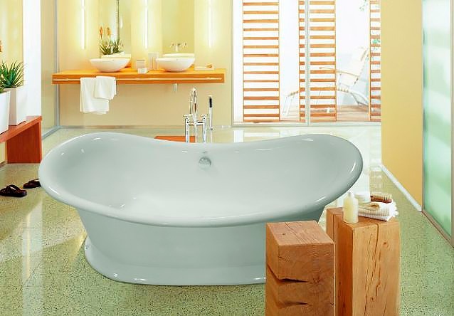 Ванна из искусственного камня Фэма Габриэлла белая на подиуме ГАБРИЭЛЛА-POD - 6