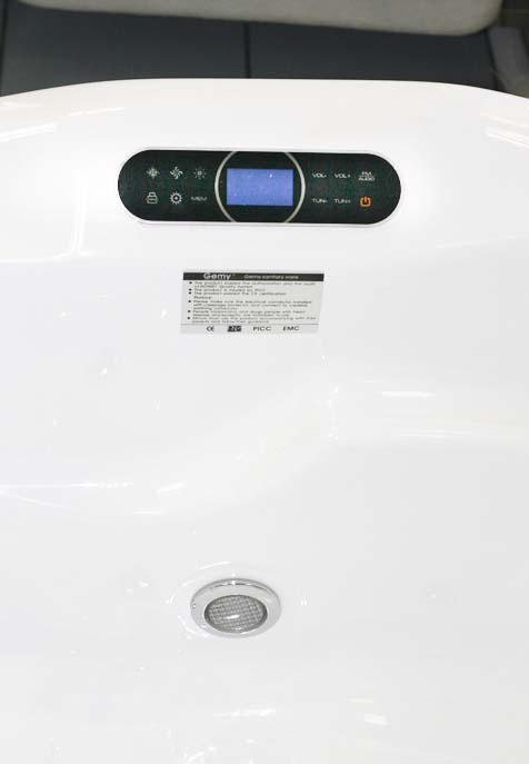 Акриловая ванна Gemy G9083 K R - 4