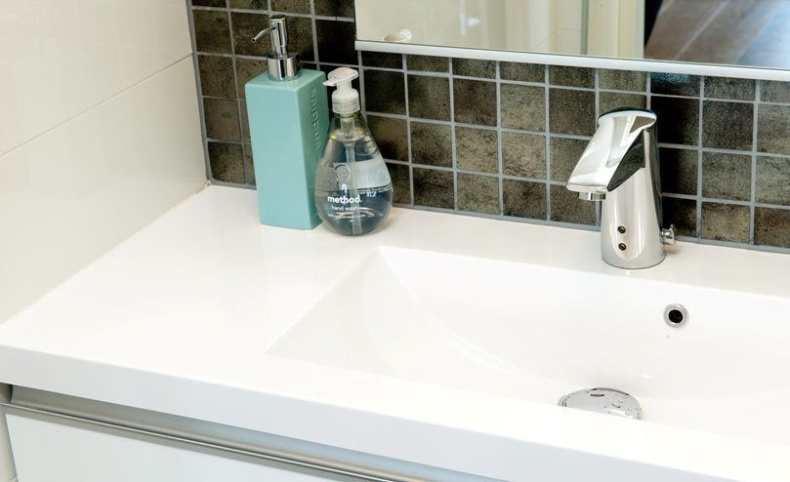 Смеситель для раковины Oras Cubista хром  2814F - 2