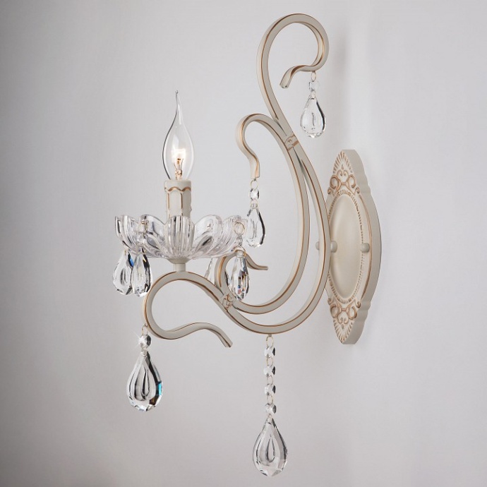 Бра Eurosvet Etna 12205/1 белый Strotskis - 0