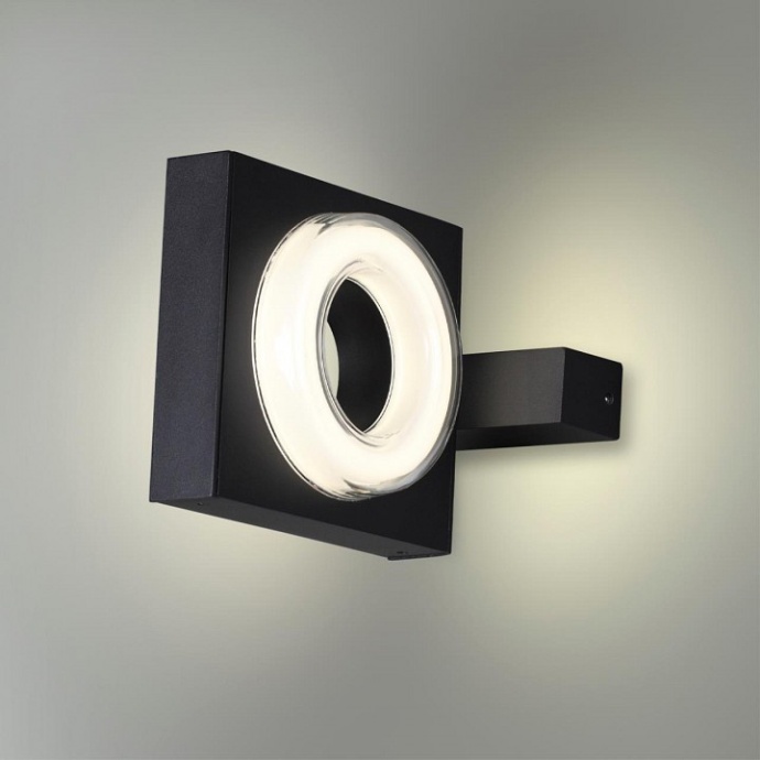 Светильник на штанге Odeon Light Vart 6654/5WL - 3