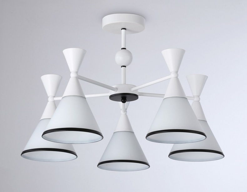 Люстра на штанге Ambrella Light TR TR3165 - 1