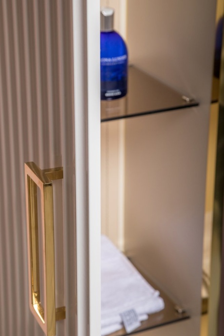 Шкаф-пенал Armadi Art Monaco L белый глянец - золото 868-WG-L - 2