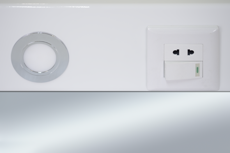 Зеркало Misty Енисей 50 с подсветкой и полкой Э-Ени02050-011 - 4