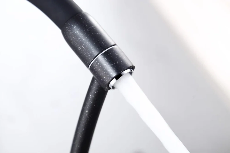 Смеситель для кухни Paulmark Siegen черный матовый Si213111-418 - 7