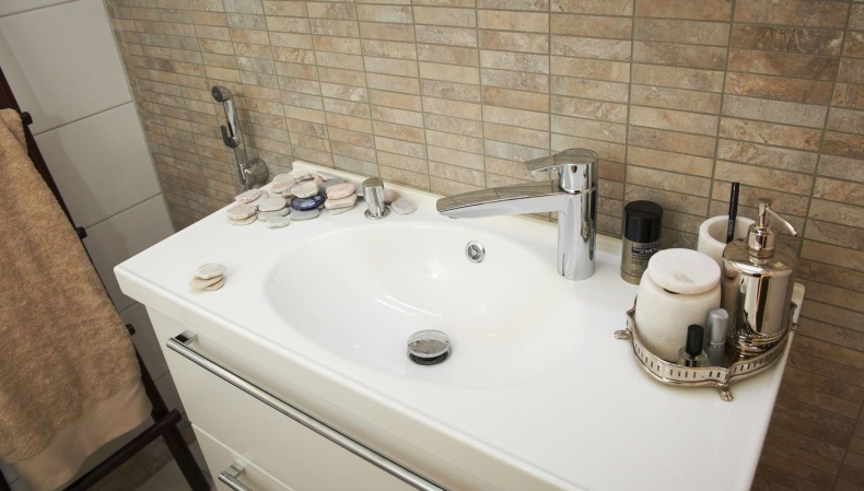 Смеситель для раковины Oras Safira new хром  2805F - 6