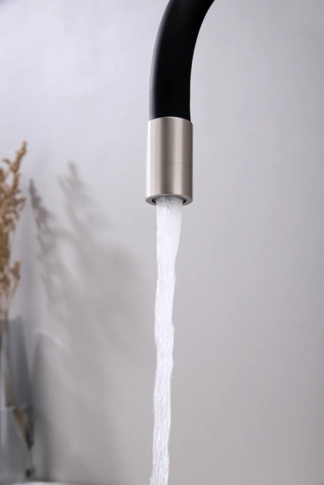 Смеситель для кухни Paulmark Salix с гибким изливом сталь - черный матовый Sa213419-NI - 13