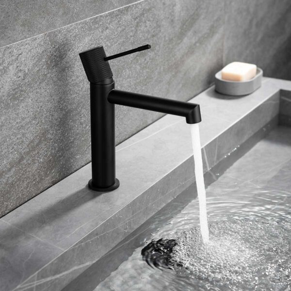 Смеситель для раковины Vincea Desire VBF-1D1MB черный матовый - 3