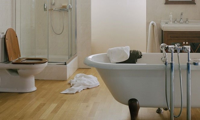 Крышка-сиденье Villeroy & Boch Hommage 9926 6100 орех, петли хром 99266100 - 3