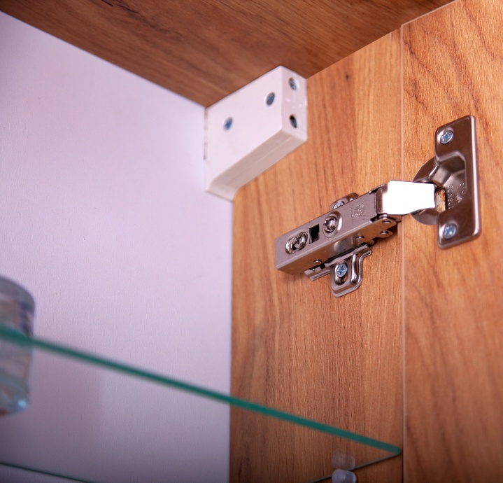 Зеркало-шкаф Бриклаер Фостер 40 R, дуб золотой, с подсветкой 4627125414695 - 3