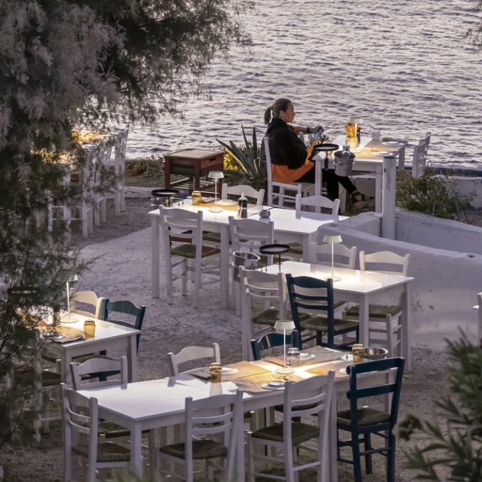 Настольная лампа декоративная Mantra Relax 7933 - 3