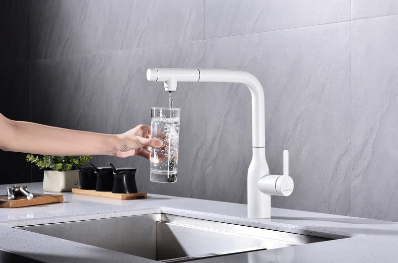 Смеситель для кухни Paulmark Viper белый матовый Vi213105-431 - 1