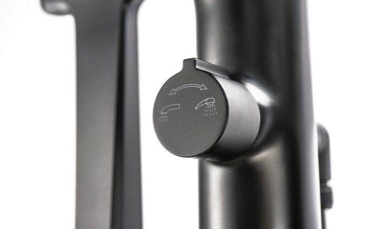 Смеситель Lemark Bronx напольный, для ванны с душем, черный LM3744BL - 3