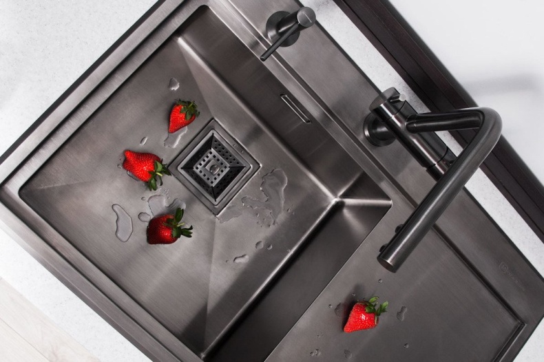 Смеситель для кухни с фильтром Omoikiri Nagano  4179.8028 - 3