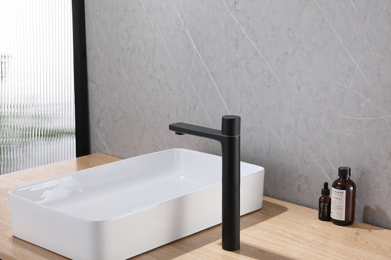 Смеситель для раковины Abber Rund черный матовый AF8711B - 1