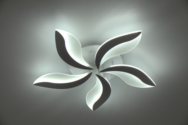 Потолочная люстра Escada Wind 10214/SG (60W) - 2