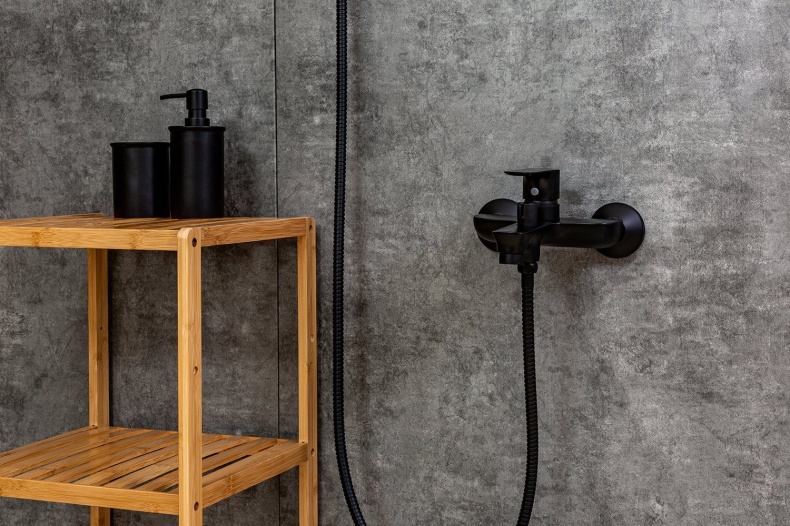 Смеситель Orange Aristo M19-100b для ванны с душем - 2