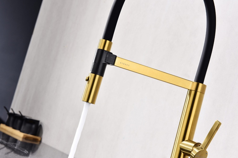 Смеситель для кухни Paulmark Leader брашированное золото Le214101-BG - 9