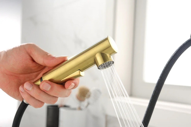 Смеситель для кухни Paulmark Neo светлое брашированное золото Ne214419-SBG - 12