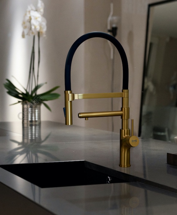 Смеситель Zorg Inox для кухонной мойки, бронза SZR-1010 BRONZE - 1