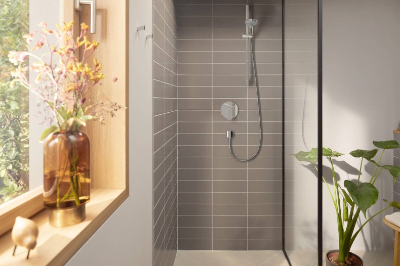 Смеситель для душа Hansgrohe Rebris E хром 72668000 - 1